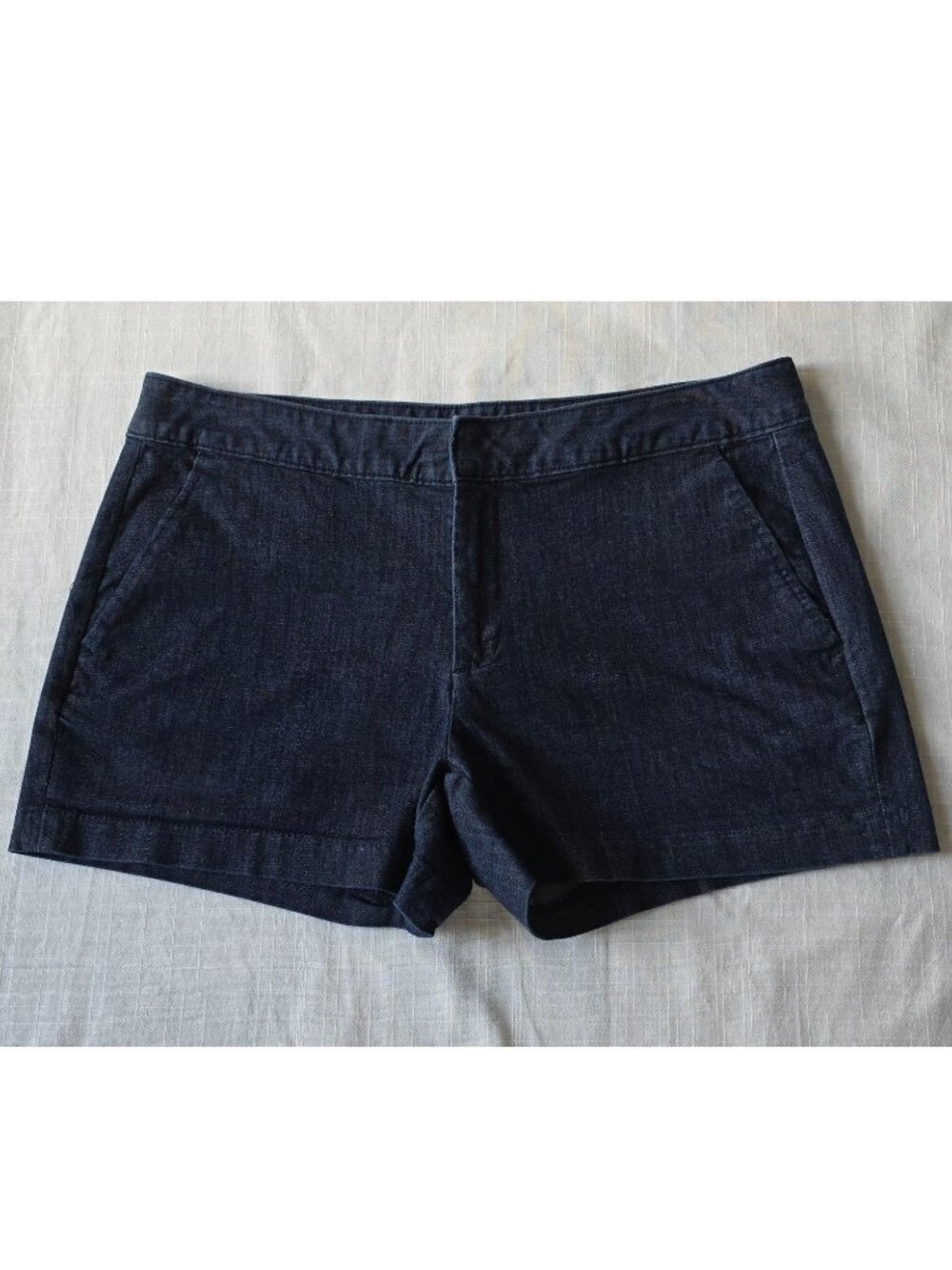 Banana Republic Hampton Fit Dark Wash Denim Shorts Size 30/10